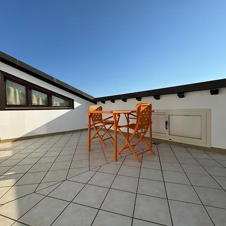 Appartement Blue Zone Tiny Penthouse *